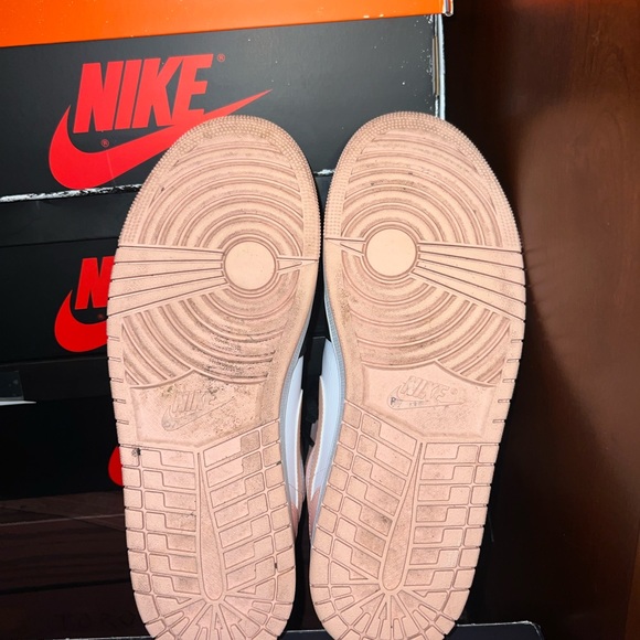 Air Jordan 1 Artic Orange Black Toe - Picture 3 of 6